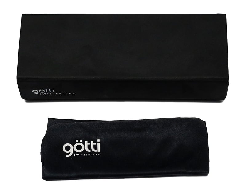 Case and Cloth sample
